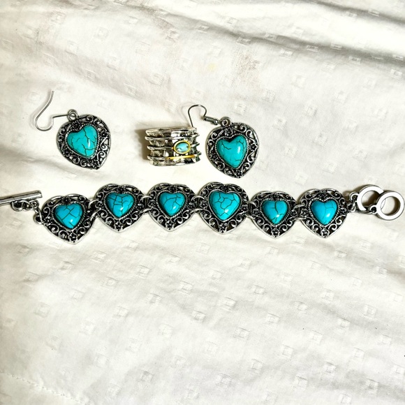 BOHO Bundle $100 ..for Dress, shoes, sandals, sunglasses, and jewelry included. - Picture 4 of 7